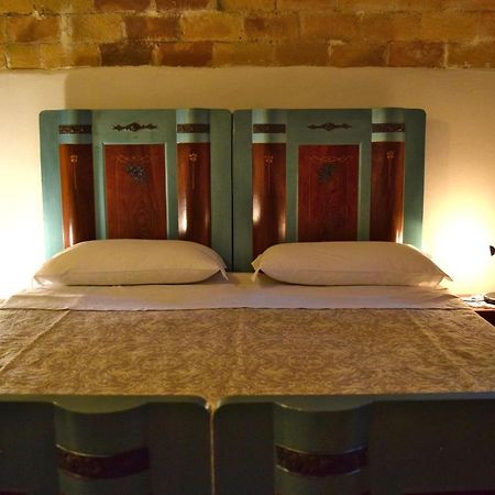 Il Ciavattone Bed And Bike Bed & Breakfast Sulmona Dış mekan fotoğraf