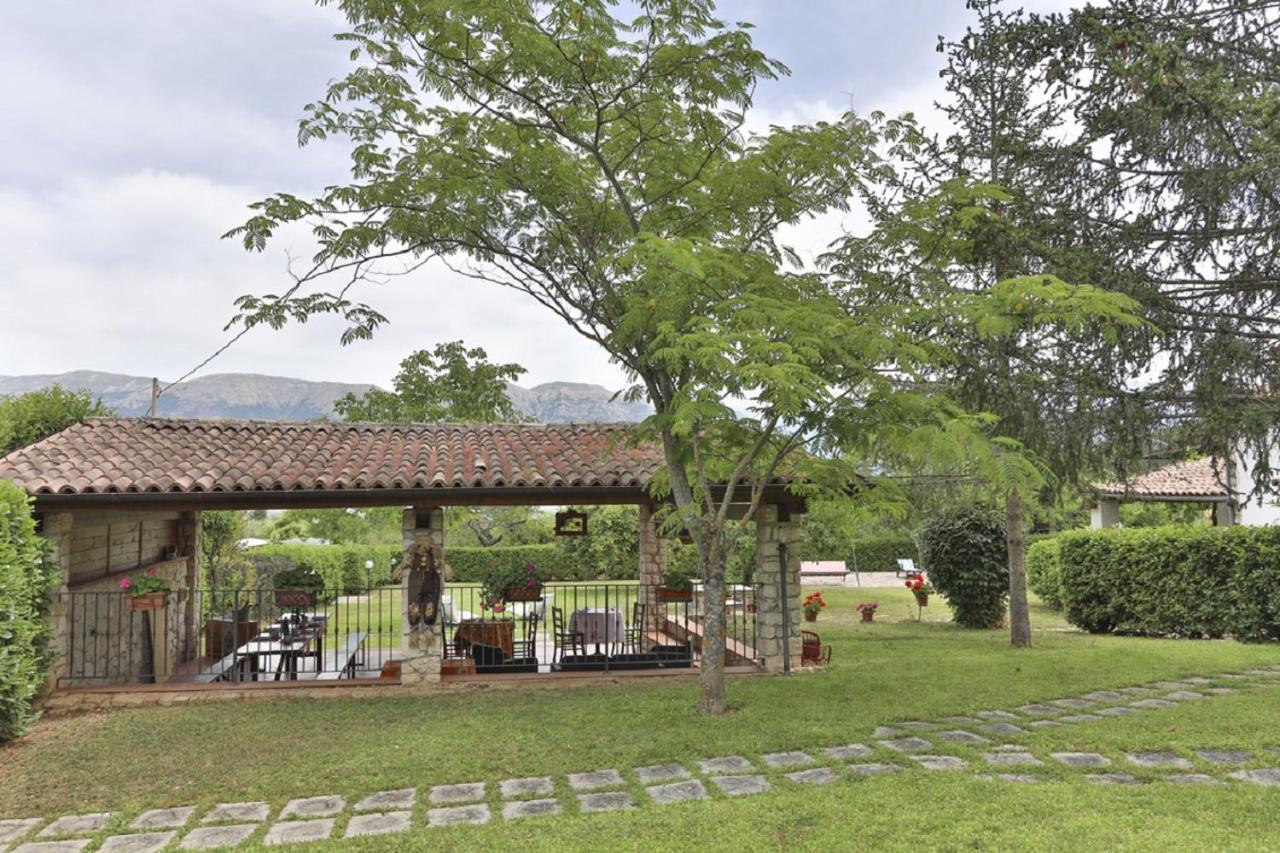 Il Ciavattone Bed And Bike Bed & Breakfast Sulmona Dış mekan fotoğraf