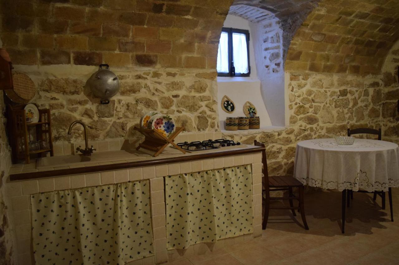 Il Ciavattone Bed And Bike Bed & Breakfast Sulmona Dış mekan fotoğraf