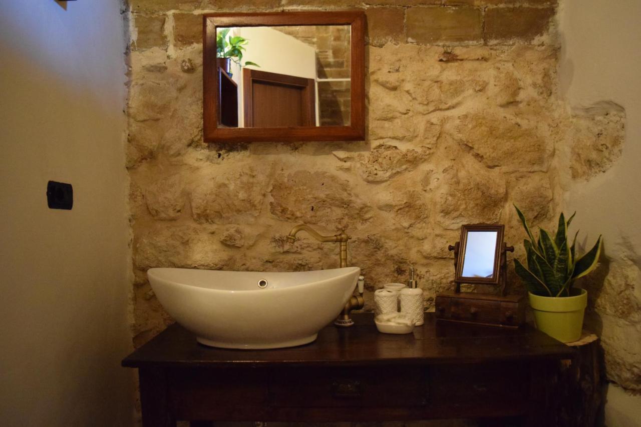 Il Ciavattone Bed And Bike Bed & Breakfast Sulmona Dış mekan fotoğraf